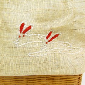 画像: こどもカゴ付き刺繍麻巾着