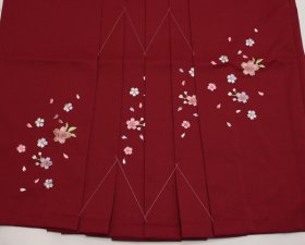 画像: 女子袴 刺繍入り Ｓサイズ